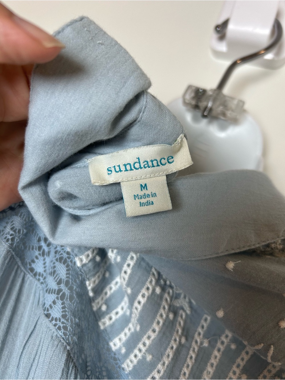 Sundance blue embroidered eyelet button front tunic shirt size medium coastal - Picture 4 of 9